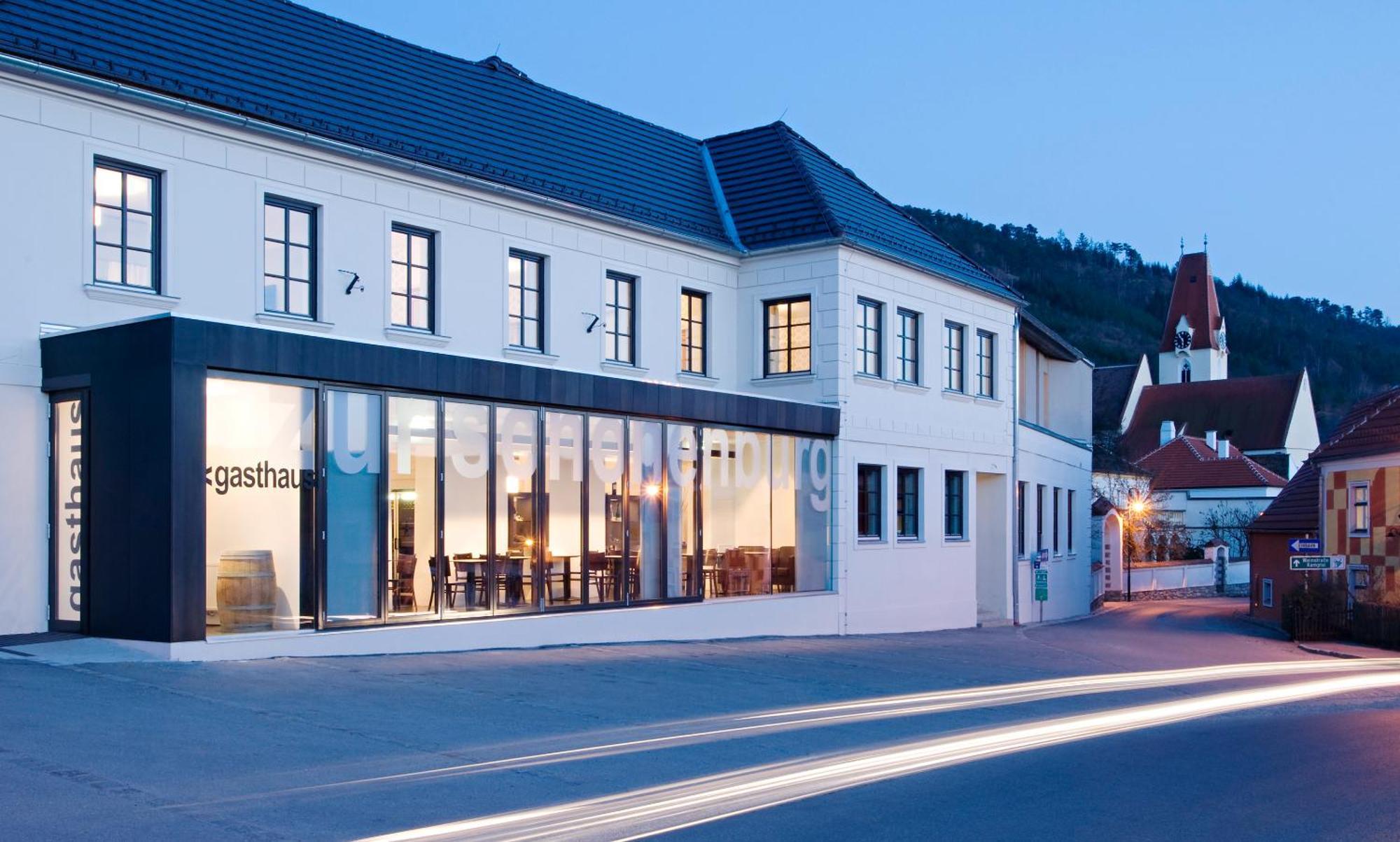 Hotel Zur Schonenburg Schonberg am Kamp Bagian luar foto